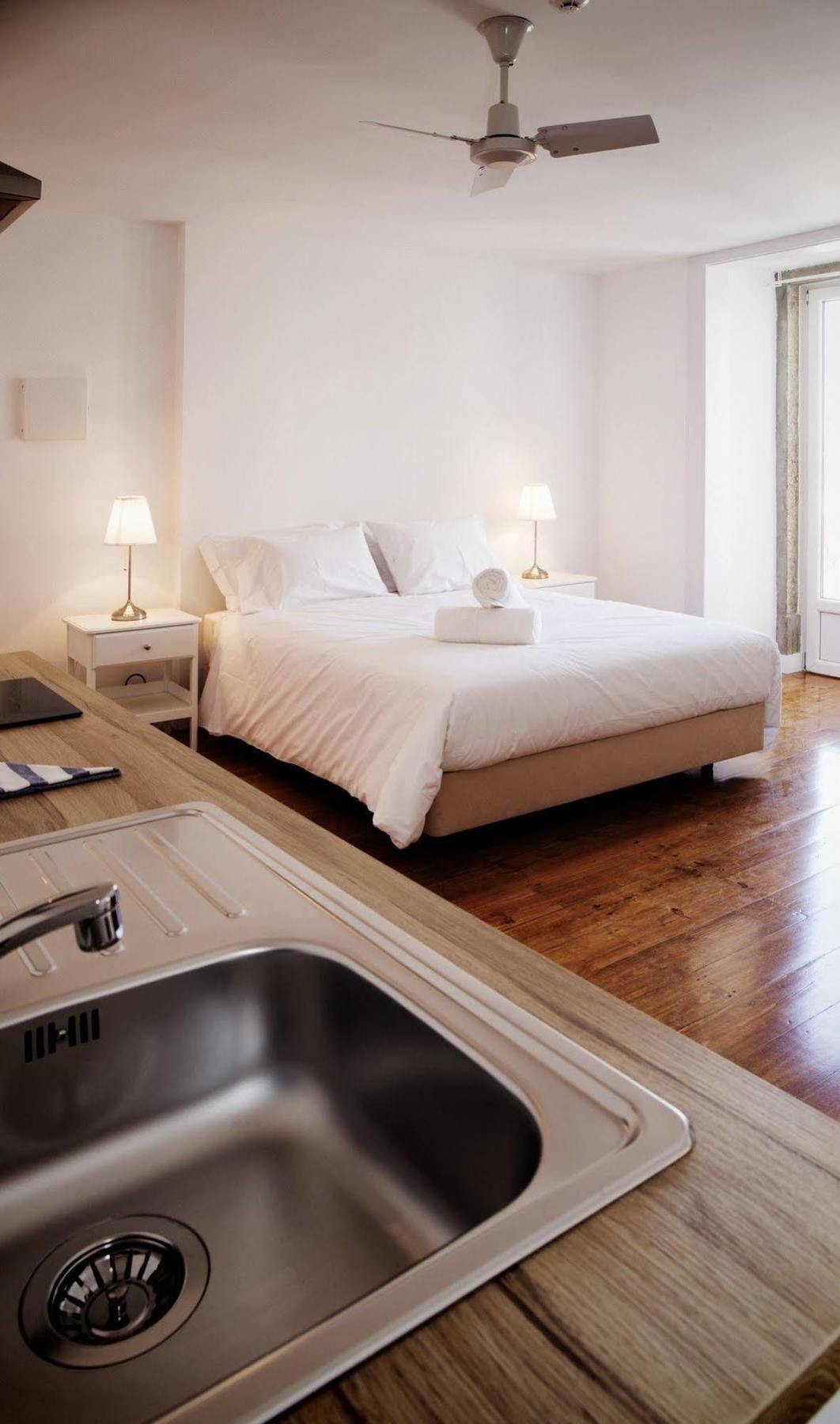 Gs Chiado Boutique Studios & Suites Лиссабон Экстерьер фото